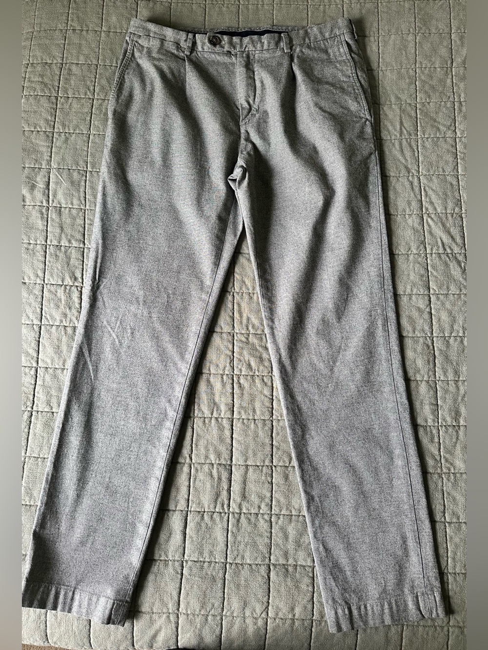 Brooks Brothers Gray Flat Front Dress Pants Men’s Size 34x32 Classic Business